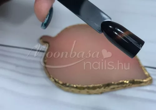Magic eye géllakk 4ml #774 Othala