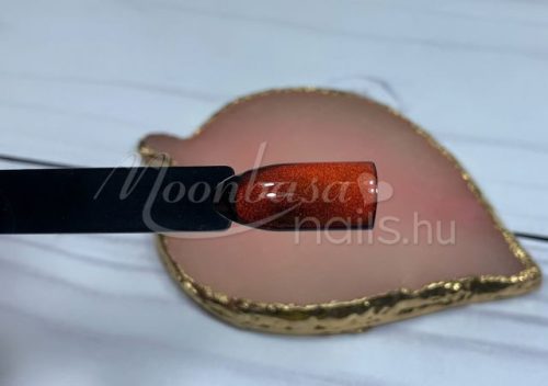 Magic eye géllakk 4ml #776 Vulcan