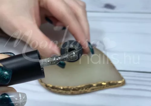 3step géllakk 4ml #225 Szikrázó szürke köd