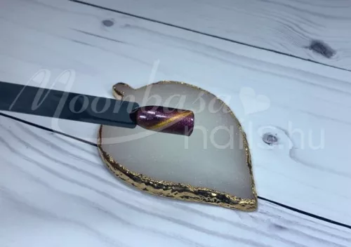 Tiger eye géllakk 5ml #831 lazac
