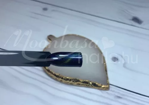 Tiger eye géllakk 5ml #835 pávakék