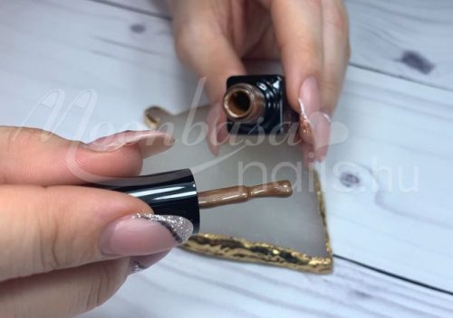 Tiger eye géllakk 5ml #818 Sötétsárga