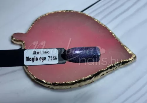 Magic eye géllakk 4ml #758 Castor