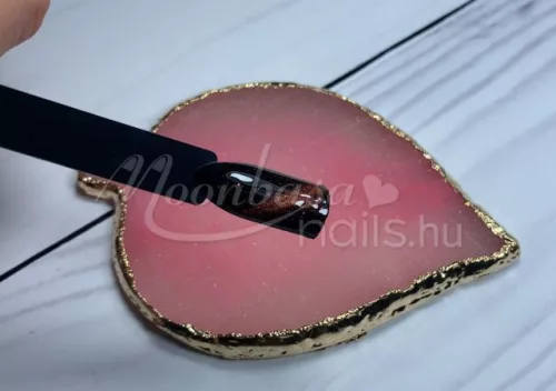 Magic eye géllakk 4ml #767 Sadir