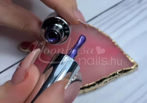 Magic eye géllakk 4ml #770 Saturna